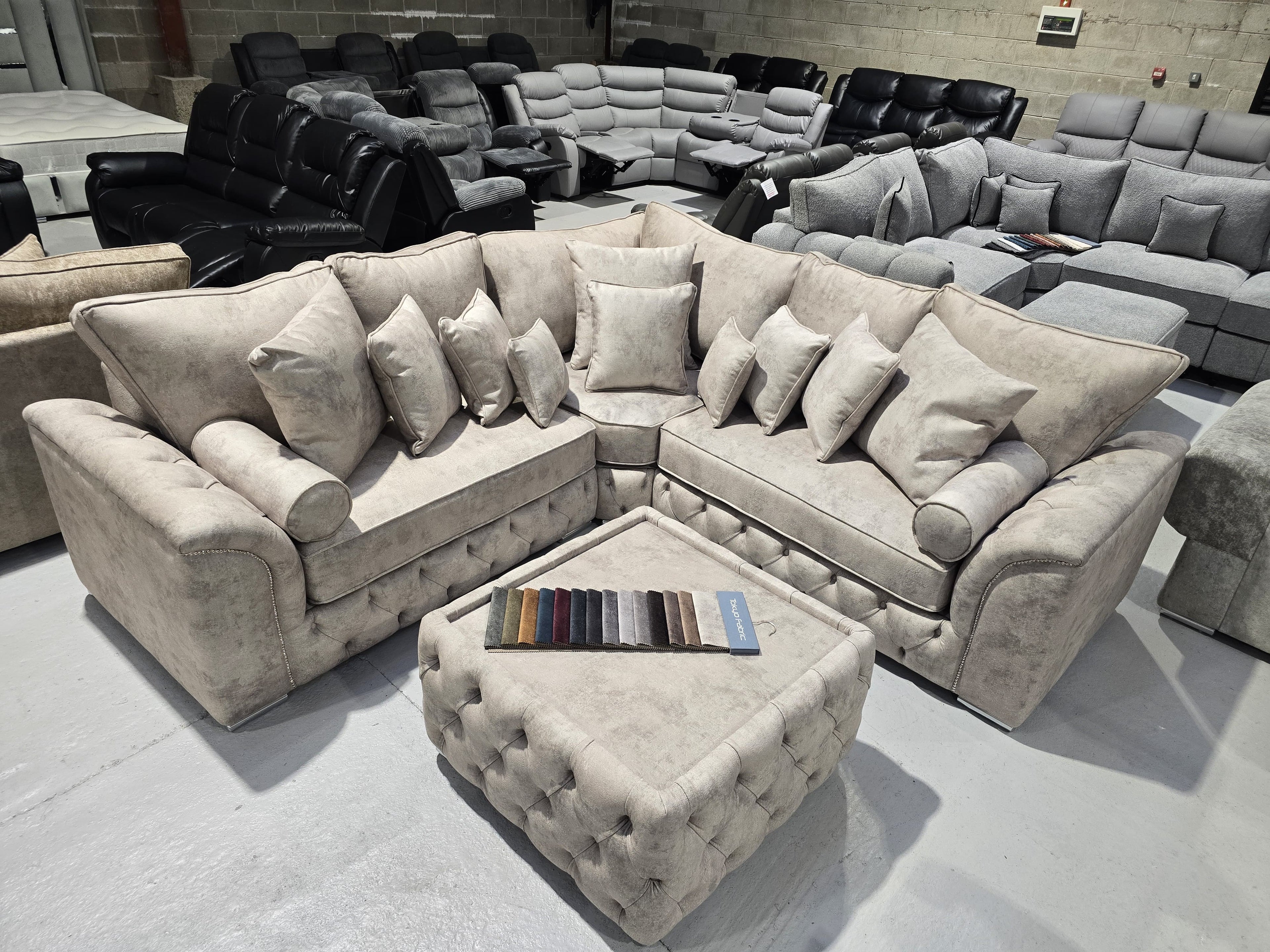 Malibu Chesterfield Corner Sofa